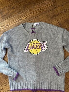 Touch by Alyssa milano los angeles lakers sweater small